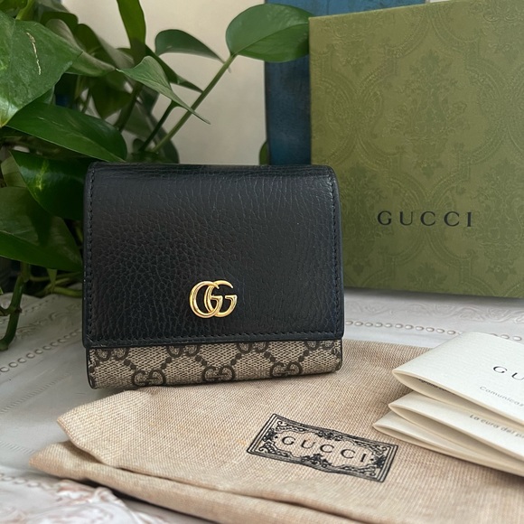 GUCCI GG Marmont Supreme Compact Wallet - Picture 11 of 12